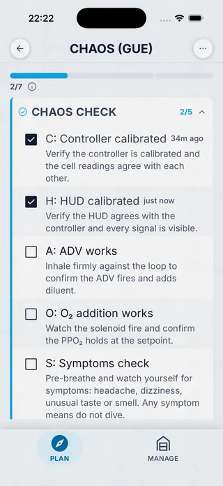 A GUE CHAOS rebreather pre-breathe checklist in Dive Kit, two of five steps checked off.